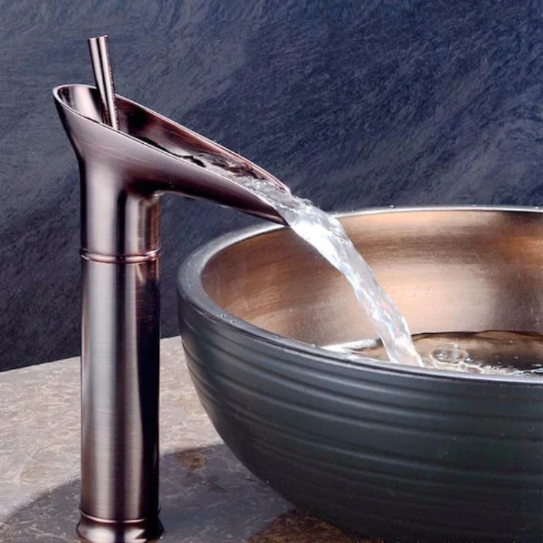 Streamo - Waterfall Bathroom Cranes – Single Handle Vessel Sink Faucet